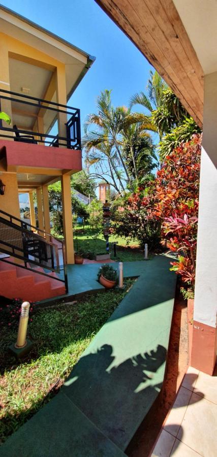 Hospedaje Jose Gorgues Puerto Iguazú Extérieur photo