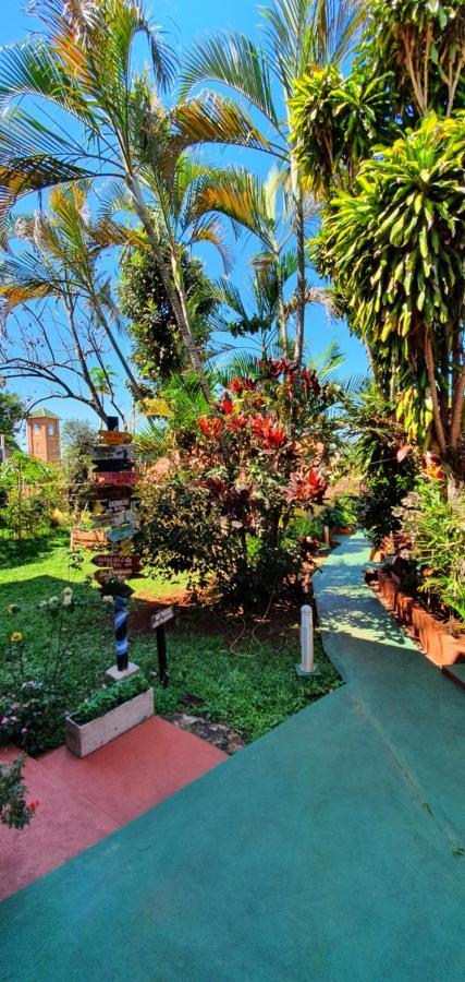 Hospedaje Jose Gorgues Puerto Iguazú Extérieur photo