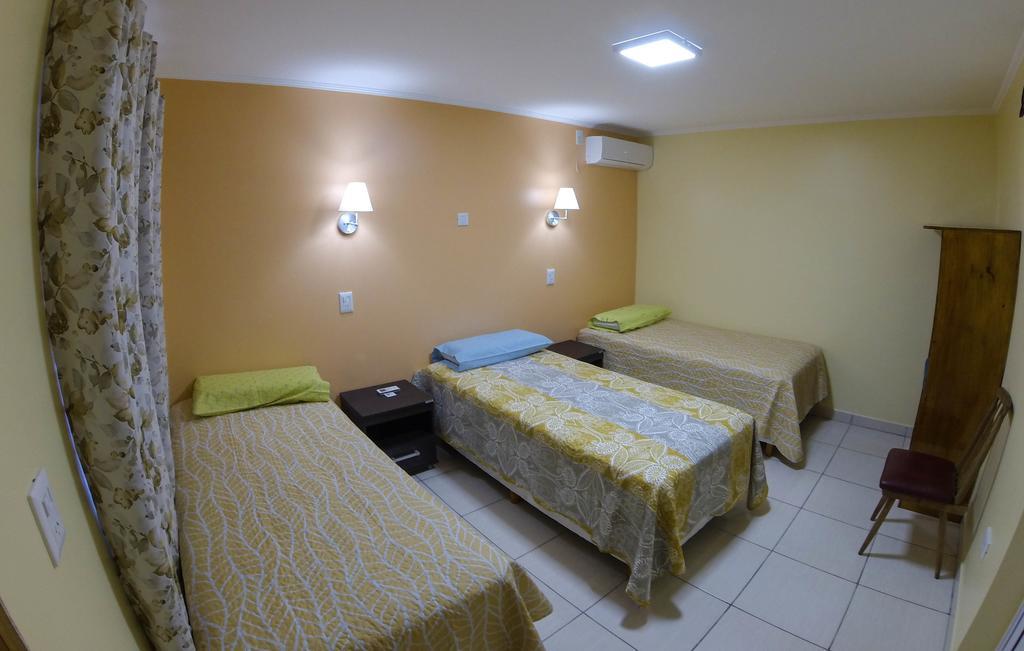 Hospedaje Jose Gorgues Puerto Iguazú Extérieur photo
